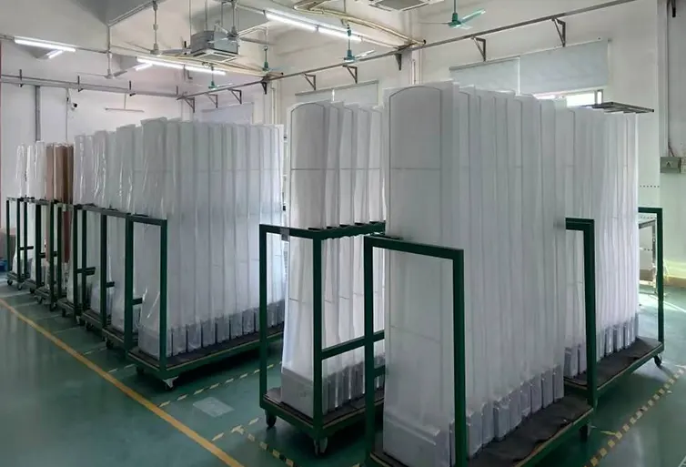Saya berdiri di sebelah mesin pengacuan suntikan 1300 tan sepanjang petang, dan akhirnya saya faham mengapa perumah antena EAS tidak akan berubah bentuk.